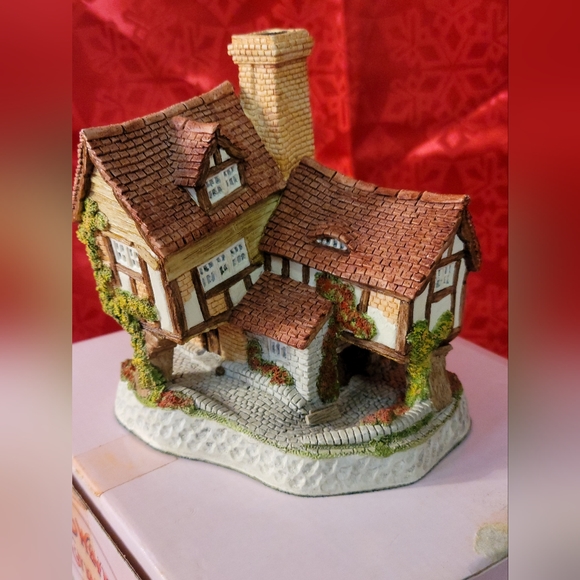 David Winter Other - Tom Fools Cottage David Winter Cottages TOM FOOL'S COTTAGE #9 ISSUED 1991